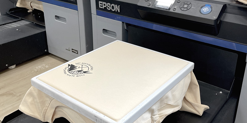 T-shirt personnalisé rapide à l’Atelier du Quai