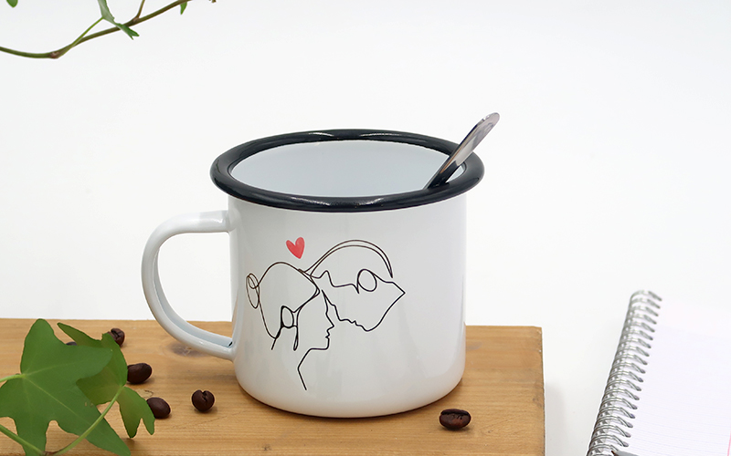 Tasse émaillée personnalisée